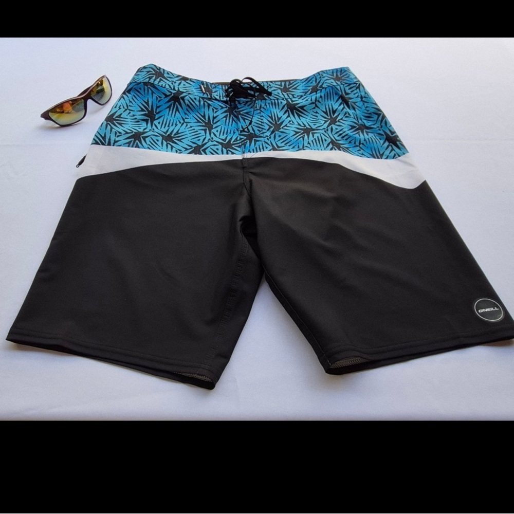 O'NEILL Men's Hyperfreak Board Shorts color MAR Size 32.